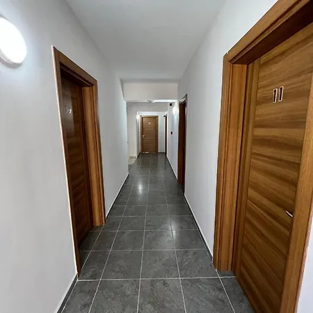 ホテル Troilus Park House 3*