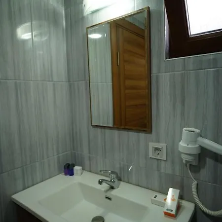 Troilus Park House ホテル 3*