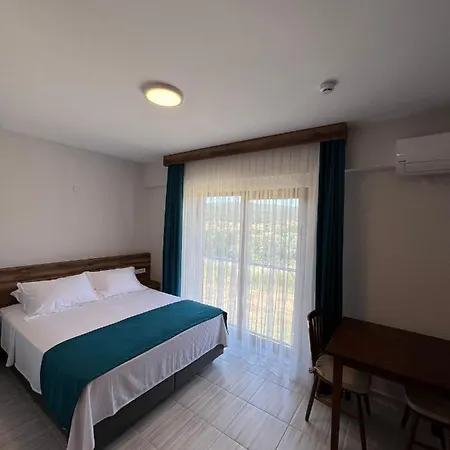 Troilus Park House 3*