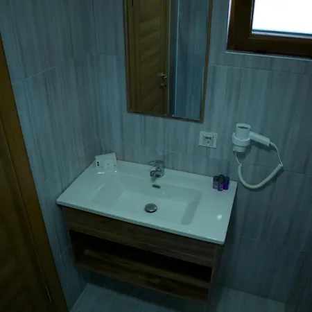 Troilus Park House 3* エジェアバト