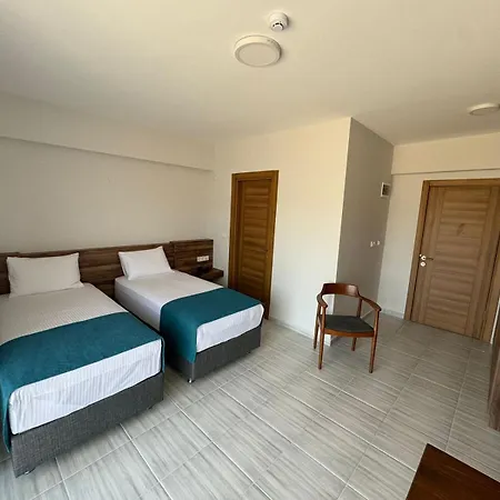 Troilus Park House 3* 埃杰阿巴德