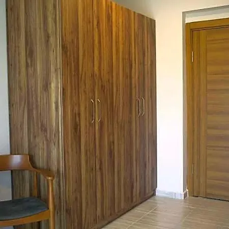 Hotel Troilus Park House