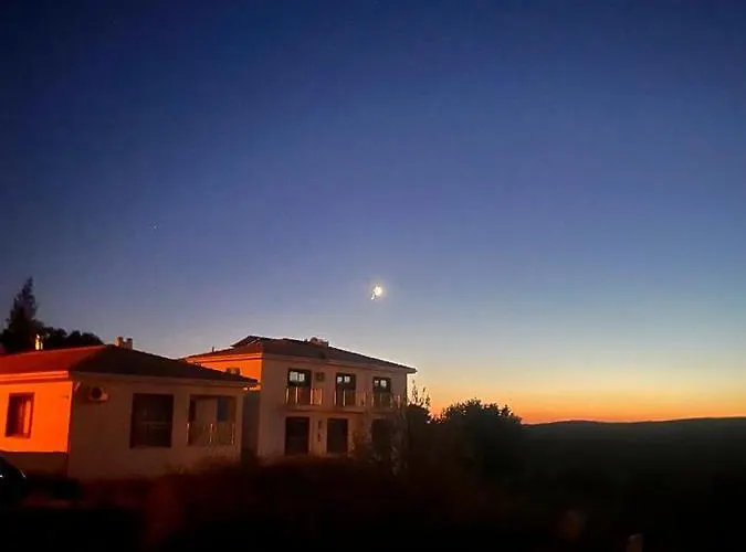 Troilus Park House 에체밧