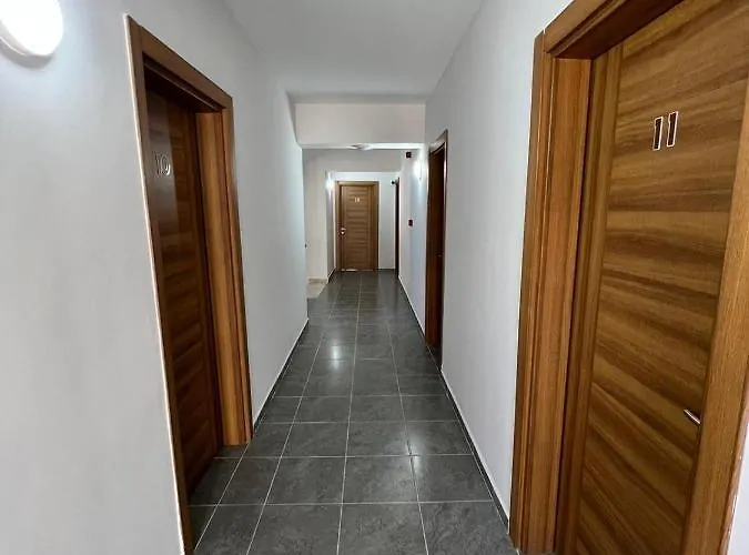 호텔 Troilus Park House 3*