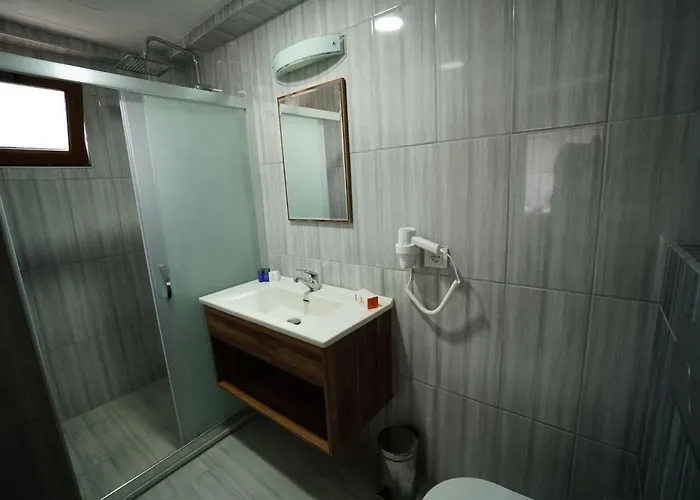 Troilus Park House 3*