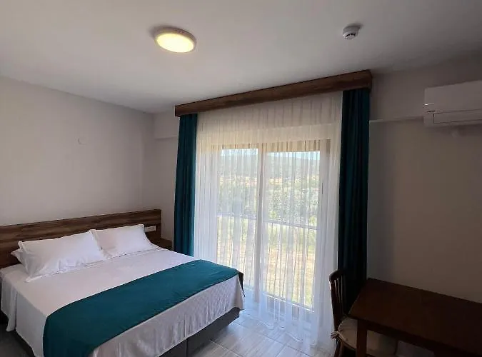 Troilus Park House 3*