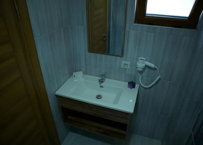 Troilus Park House 3* 에체밧